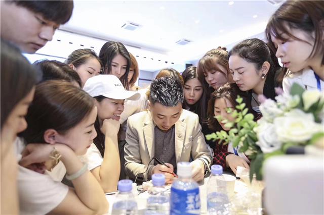 微信图片_20190414115513.jpg 微信图片_20190414115513.jpg