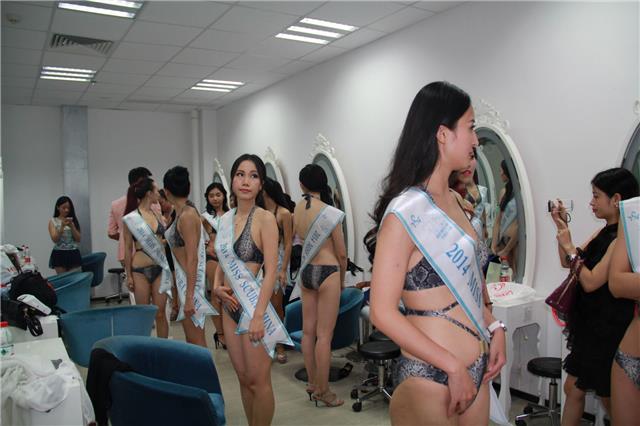 新时代携世界潜水小姐助阵深圳大鹏杯帆船赛