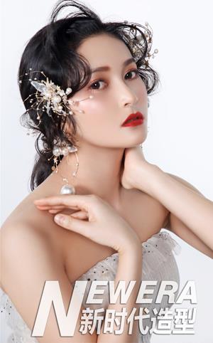 日系灵动卷发造型